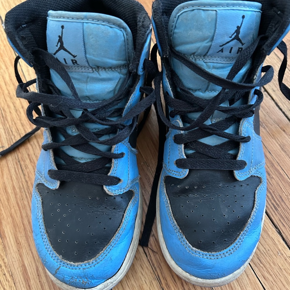 Blue and black Nikes!